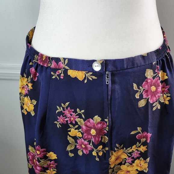 Vintage Floral Maxi High Waist Skirt - Picture 4 of 5